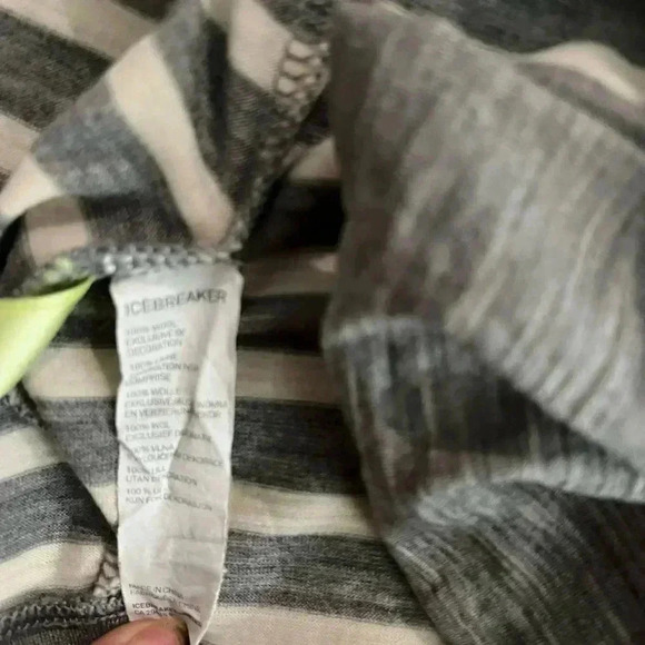 [XS] Icebreaker Women's  Villa Wrap Merino Wool cardigan - Picture 7 of 10